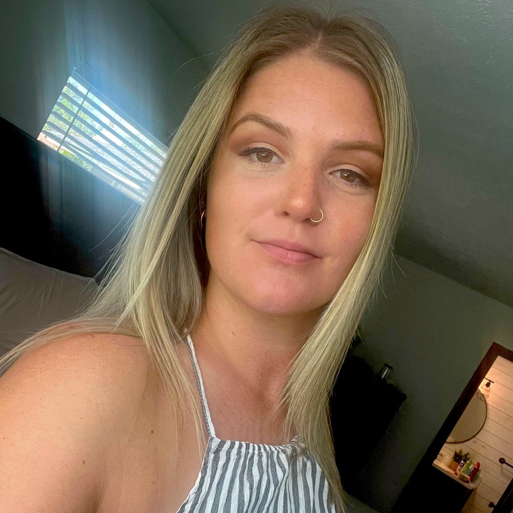 Meet your Posher, Nicole
